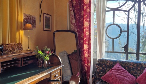 Suite superior, vistas a la colina