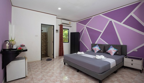Habitación estándar doble, 1 cama de matrimonio grande, baño privado, vistas al jardín
