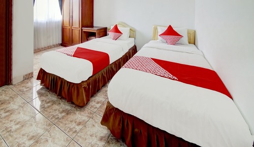 Habitación estándar con 2 camas individuales
