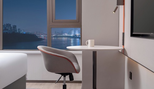 Habitación estándar, 1 cama de matrimonio grande, vistas al río
