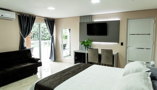 Habitación familiar, balcón