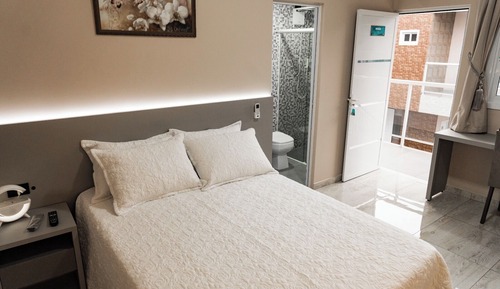 Habitación estándar con 1 cama doble o 2 individuales