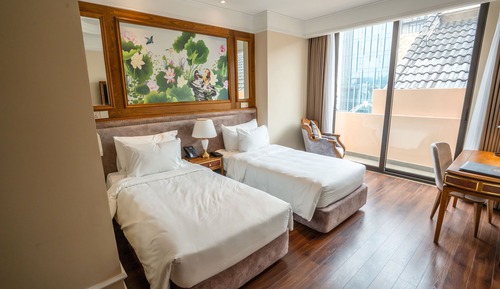 Habitación superior, vistas a la ciudad