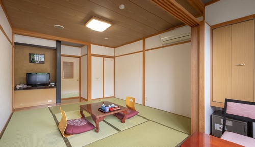 Habitación triple, no fumadores (Japanese-style,8 tatami,No bathroom)