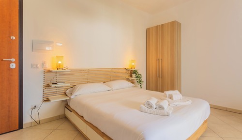 Habitación triple, balcón