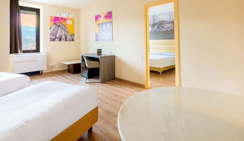 Habitación cuádruple estándar