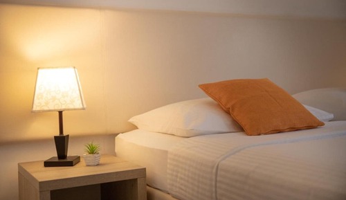 Apartamento clásico, balcón, vistas al mar