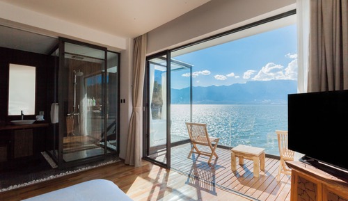 Habitación de lujo doble, baño privado, vistas al lago