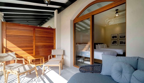 Habitación Deluxe, 2 camas de matrimonio, vistas a la piscina