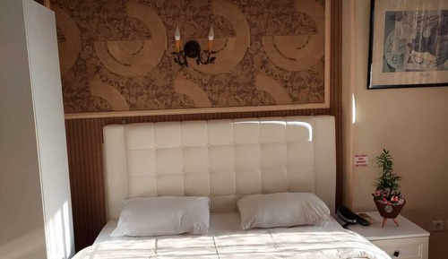 Habitación básica doble, vistas a la ciudad