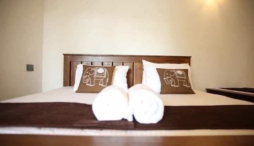 Habitación triple Deluxe, balcón