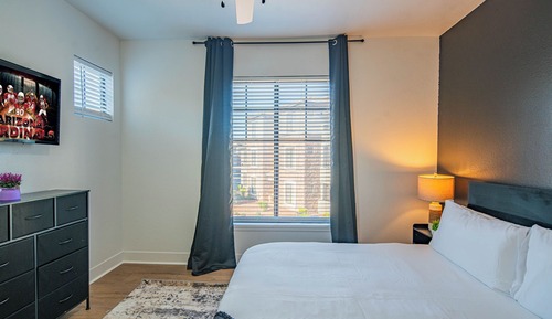 Apartamento ejecutivo, 3 habitaciones, no fumadores, balcón
