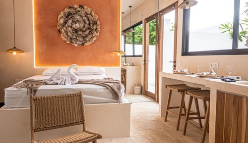 Suite estudio Deluxe, vistas a la piscina