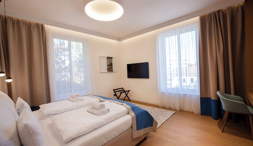 Habitación Confort doble, balcón, vistas a la ciudad