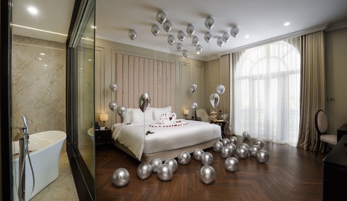 Suite, 1 cama de matrimonio grande, balcón, vistas a la ciudad