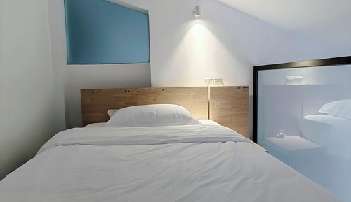 Suite estudio familiar, vistas a la colina