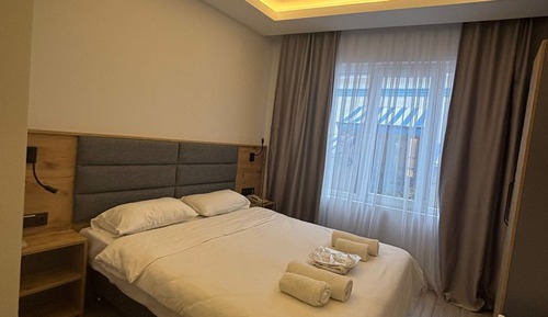 Habitación estándar doble, balcón, vistas a la ciudad