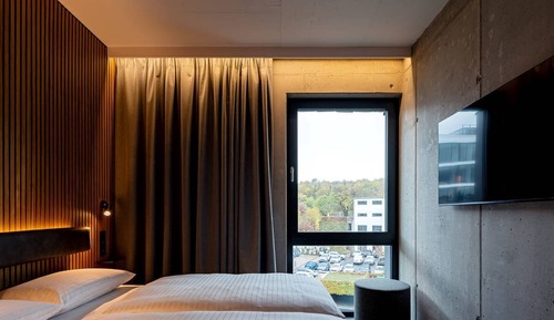 Habitación estándar con 1 cama doble o 2 individuales