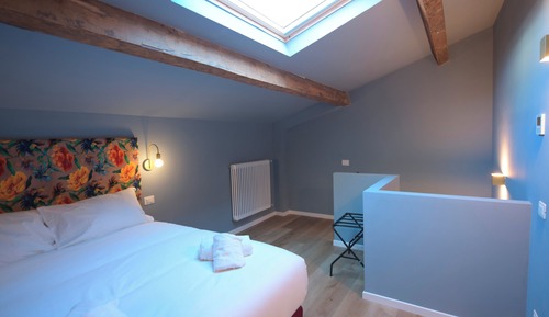 Habitación cuádruple Deluxe, balcón