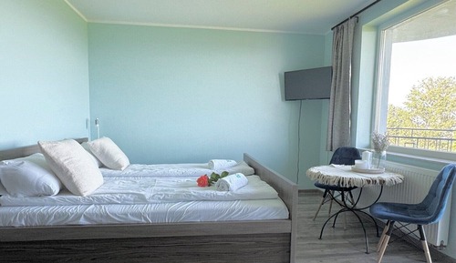 Habitación triple básica, balcón, vistas a la bahía