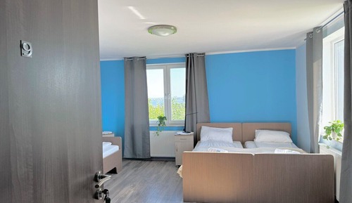 Habitación cuádruple básica, baño privado