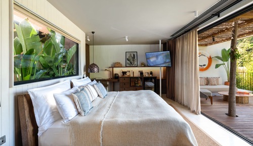 Suite estudio exclusiva, piscina privada, vistas al jardín