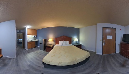 2 Queen Bed Non-Smoking