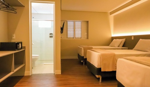 Habitación cuádruple estándar