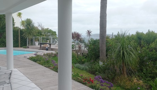 Habitación con 2 camas individuales, vistas al mar, en la zona del jardín