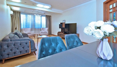 Apartamento Confort, balcón, vistas a la ciudad