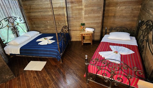 Habitación básica con 1 cama doble o 2 individuales, no fumadores
