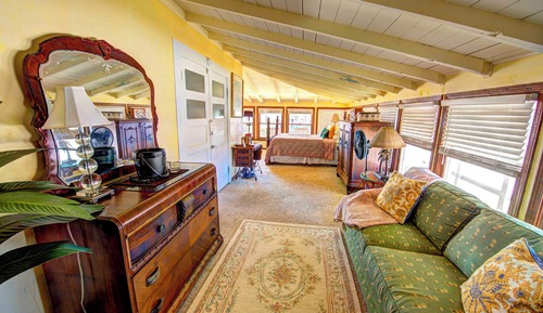 Romar Suite