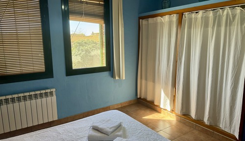 Apartamento superior, 2 habitaciones, cocina, junto a la piscina