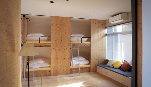Dormitorio compartido, solo para mujeres
