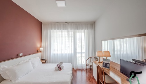Habitación triple Confort, baño privado