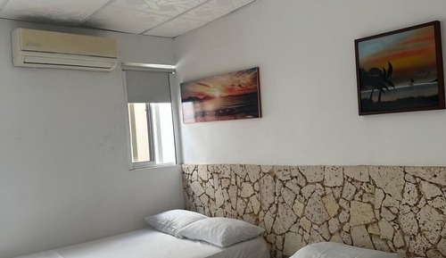 Habitación clásica con 1 cama doble o 2 individuales, 2 camas dobles, no fumadores