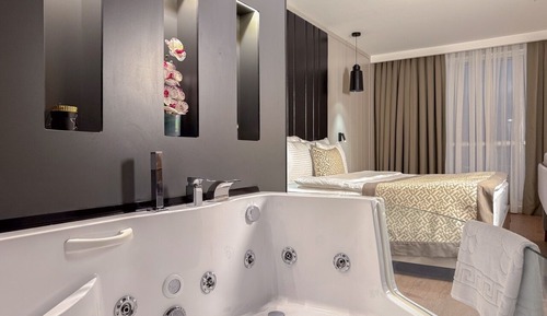 Suite Confort, 1 cama de matrimonio grande, fumadores, balcón