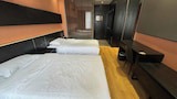 Comfort Twin Room, City View