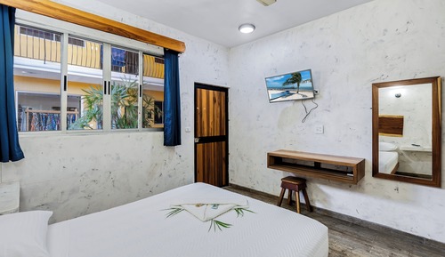 Habitación estándar doble, 1 cama de matrimonio, no fumadores