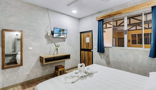 Habitación estándar doble, 1 cama de matrimonio grande, no fumadores