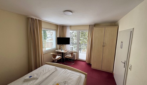 Habitación cuádruple, balcón, vistas al jardín