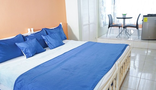 Suite estudio superior, vistas al jardín