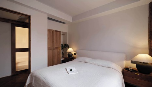Suite familiar, 2 camas de matrimonio, vistas al patio