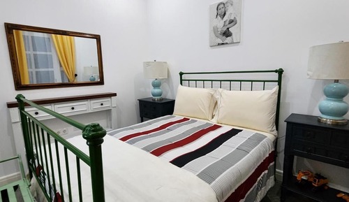 Casa, 3 habitaciones, balcón