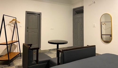 Premium King Room
