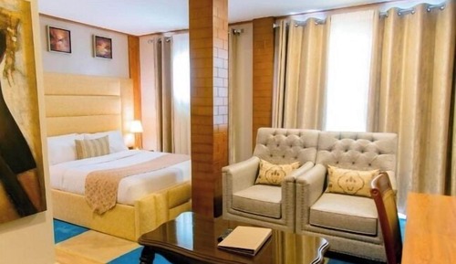 Habitación Deluxe con 1 cama doble o 2 individuales, balcón, vistas al jardín