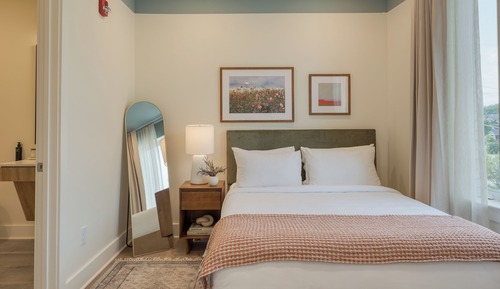 Suite, 1 King Bed with Sofa bed, Accessible