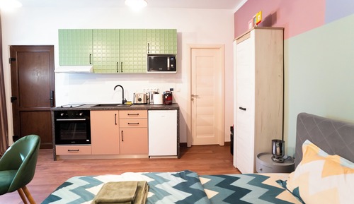 Estudio familiar, 1 cama de matrimonio con sofá cama, cocina básica