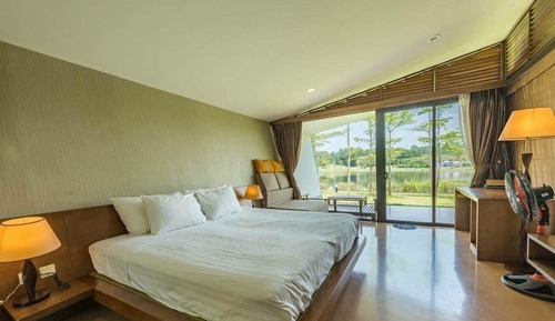 Villa clásica, vistas al jardín