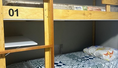 Dormitorio compartido económico